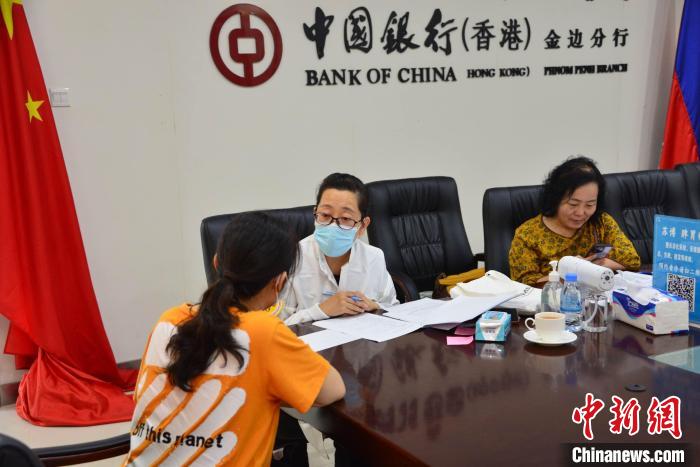 活動現(xiàn)場?！∮嘞娆B 攝