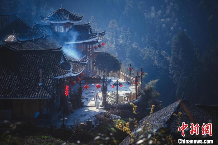 藏于溆浦雁鵝界的古村落?！∷巫娲?攝