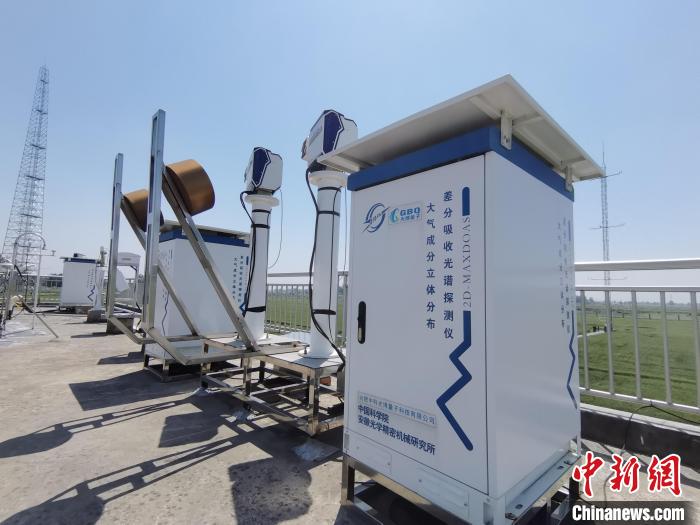 壽縣國家氣候觀象臺內(nèi)各種觀測設(shè)備。　吳然 攝