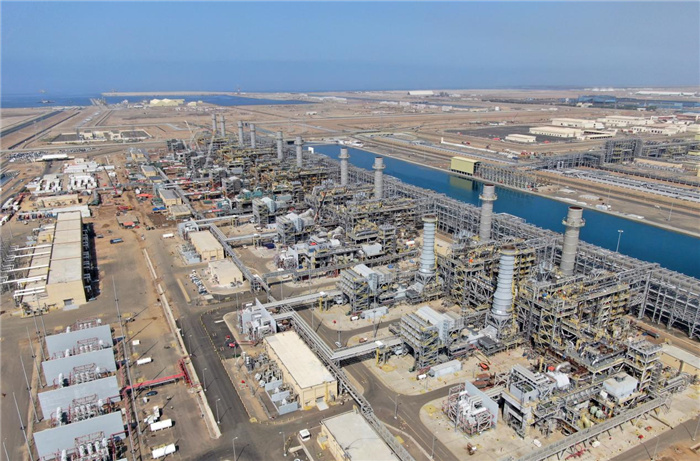 圖為無人機(jī)拍攝的吉贊燃機(jī)聯(lián)合循環(huán)電站。山東電建供圖