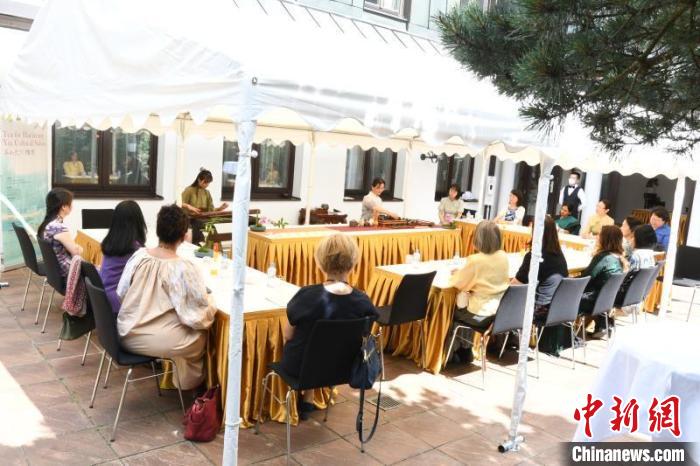 圖為活動(dòng)現(xiàn)場(chǎng)?！“亓种袊?guó)文化中心供圖。