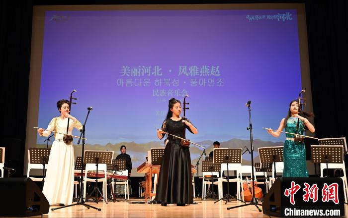 圖為音樂會(huì)現(xiàn)場(chǎng)?！∈谞栔袊幕行墓﹫D