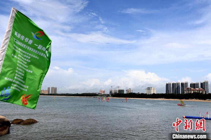 迷人的東山海景。　張金川 攝