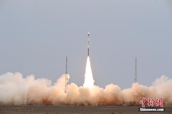 北京時(shí)間2023年8月10日12時(shí)03分，谷神星一號(hào)遙七運(yùn)載火箭在我國(guó)酒泉衛(wèi)星發(fā)射中心成功發(fā)射升空，將搭載的西光壹號(hào)01星等7顆衛(wèi)星順利送入預(yù)定軌道，發(fā)射任務(wù)獲得圓滿(mǎn)成功。此次任務(wù)是谷神星一號(hào)運(yùn)載火箭第7次飛行。汪江波 攝