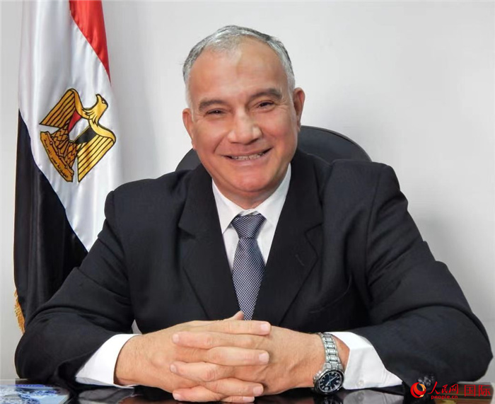 埃及著名國際問題專家哈?！だ懿肌Ｈ嗣窬W(wǎng)記者 黃培昭攝