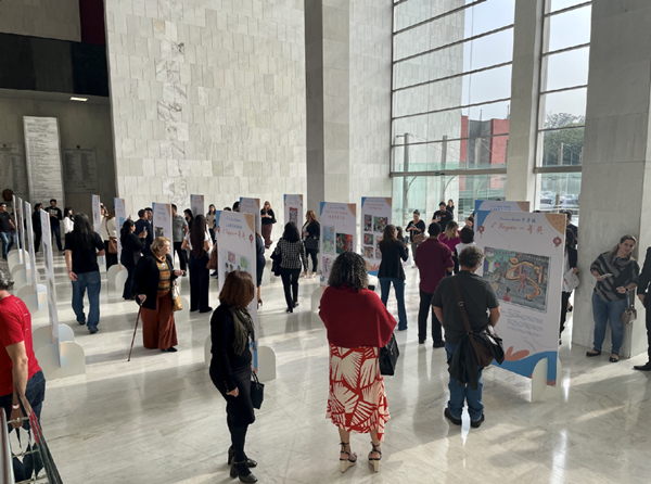 獲獎(jiǎng)作品展現(xiàn)場(chǎng)。中國(guó)駐圣保羅總領(lǐng)館供圖