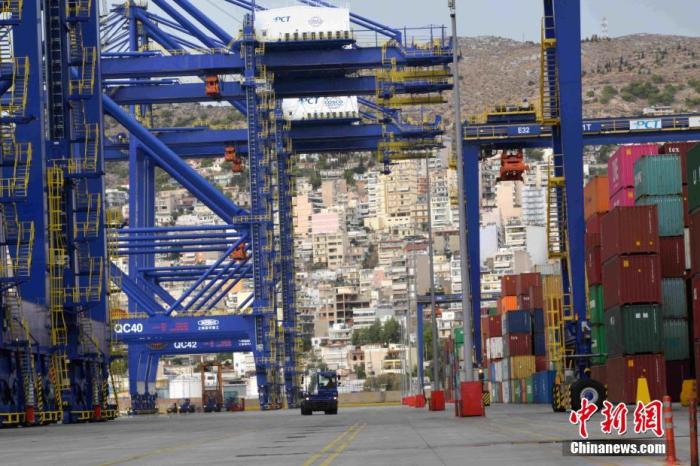 比雷埃夫斯港項目作為中國希臘共建“一帶一路”合作的旗艦項目，受到社會各界廣泛關(guān)注。 <a target='_blank' href='/'><p  align=