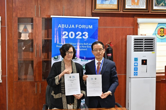 浙江師范大學(xué)非洲研究院與尼日利亞古紹研究所續(xù)簽戰(zhàn)略合作協(xié)議。浙江師范大學(xué)非洲研究院供圖