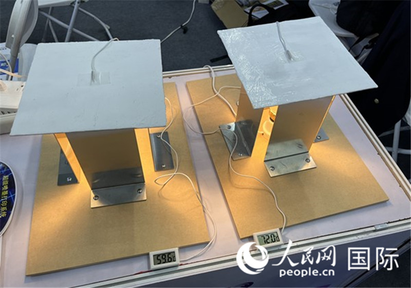 氣凝膠隔熱材料應(yīng)用效果展示。（人民網(wǎng)記者 陳思攝）