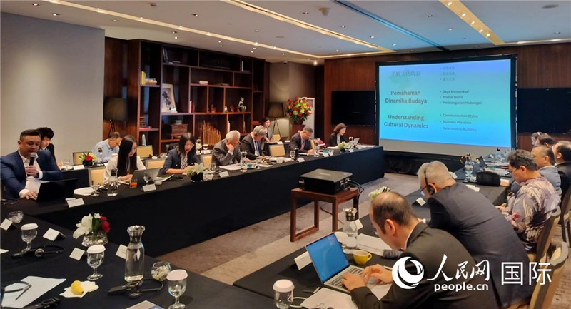 會(huì)議現(xiàn)場                                                人民網(wǎng)記者李培松攝