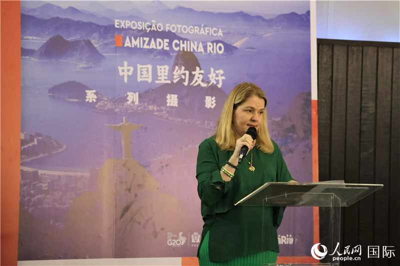 巴西中國(guó)創(chuàng)新經(jīng)濟(jì)研究院主席克勞迪婭·亞努齊在活動(dòng)中致辭。人民網(wǎng)記者 時(shí)元皓攝