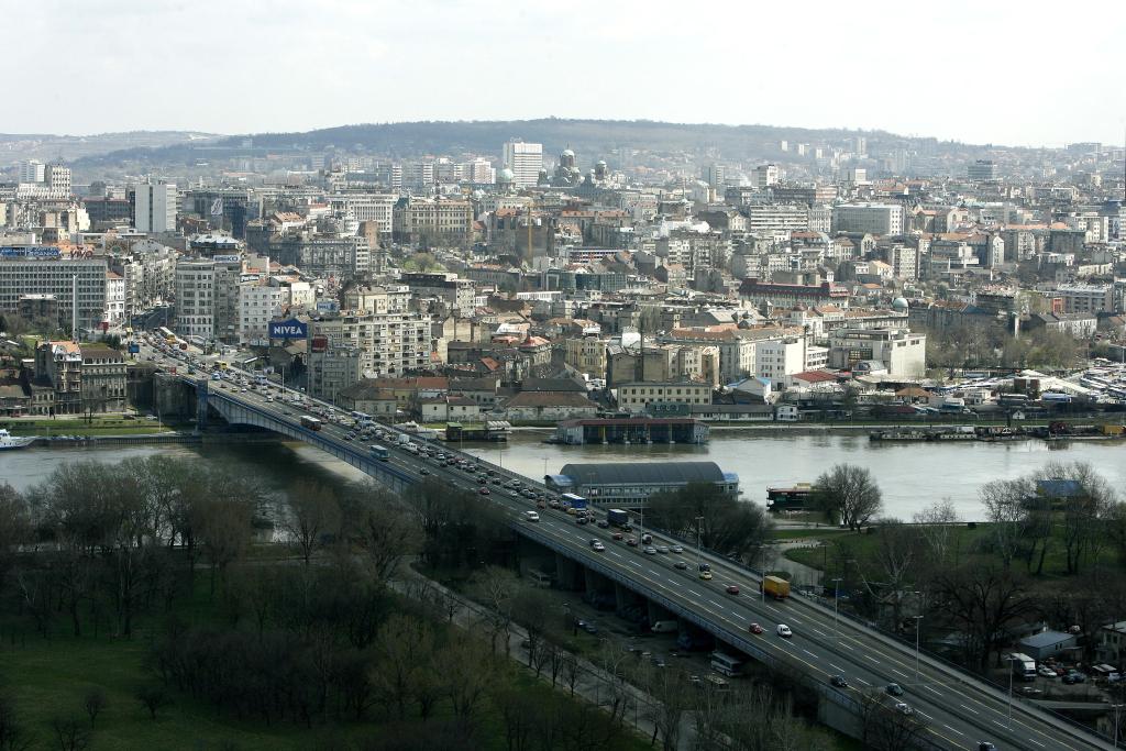 這是2015年3月30日拍攝的塞爾維亞首都貝爾格萊德老城區(qū)。貝爾格萊德是塞爾維亞的首都，坐落在薩瓦河和多瑙河的交匯處，是歐洲最古老的城市之一。新華社發(fā)（普雷德拉格·米洛薩夫列維奇攝）