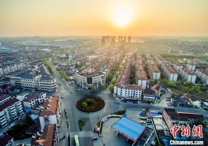 資料圖；位于上海南郊奉賢區(qū)最東部的四團(tuán)鎮(zhèn)。 供圖