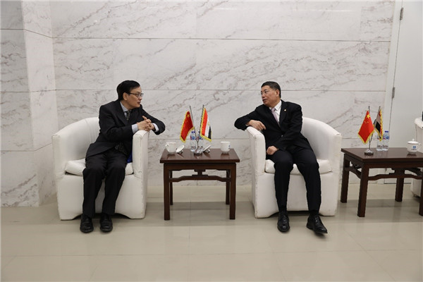 李永明同埃及趙劉慶公參會(huì)談交流。主辦方供圖