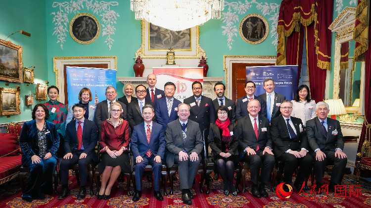 圖為2024 年倫敦金融城中國新年慈善酒會(huì)現(xiàn)場。人民網(wǎng) 郭錦標(biāo)攝