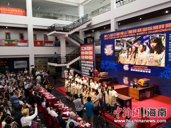 圖為參賽選手集體亮相。尹海明 攝