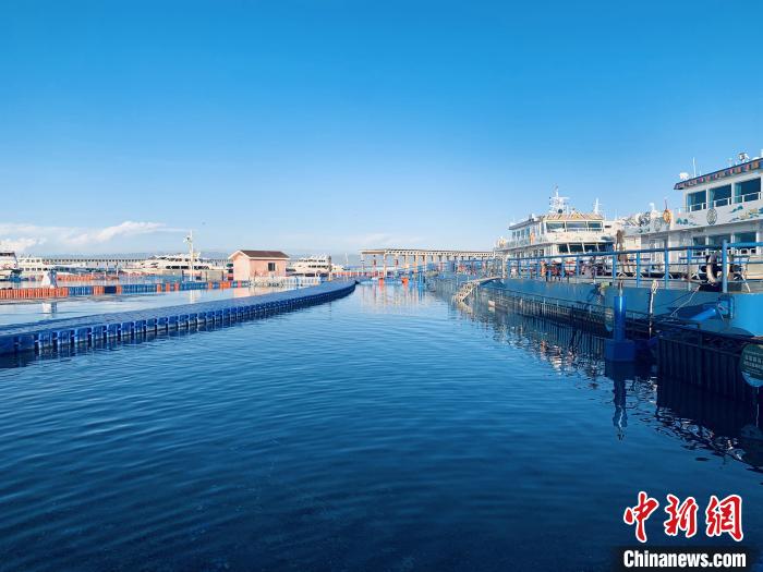 圖為青海湖一角。(資料圖) 張傲 攝