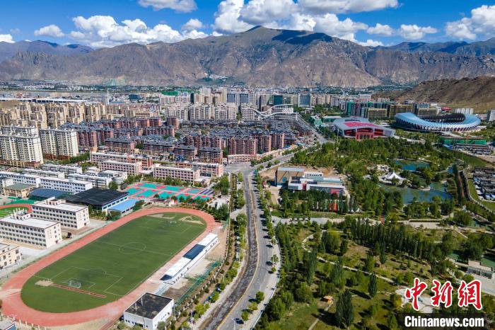 圖為西藏拉薩柳梧新區(qū)?！〗w波 攝