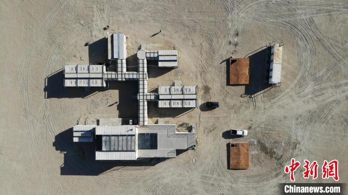 圖為無人機航拍火星營地?！O睿 攝