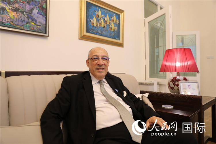 9月6日，摩洛哥駐華大使阿卜杜勒卡迪爾·安薩里接受人民網(wǎng)記者采訪。人民網(wǎng)記者 翟轉(zhuǎn)麗攝