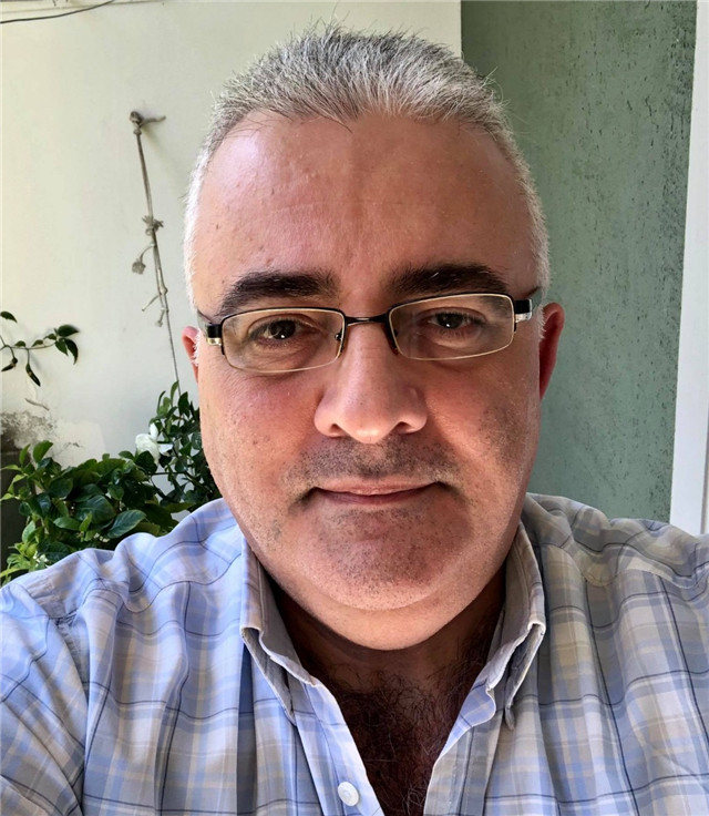 阿亞斯自拍照。受訪者供圖