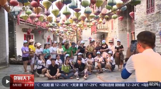 從特色小城到世界級商圈 這個“五一”很有“國際范”！