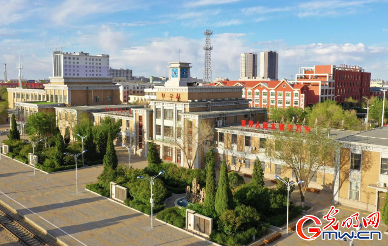 發(fā)現(xiàn)最美鐵路｜鐵龍奔騰！抒寫中歐班列草原絲路新篇章