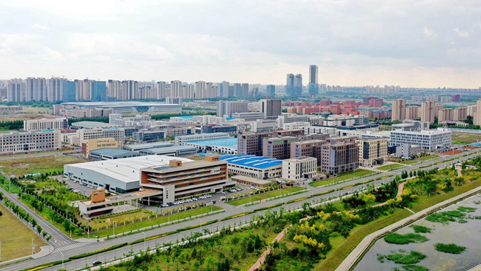 位于長春新區(qū)的一家家光電企業(yè)走上了協(xié)同化發(fā)展之路。（長春新區(qū)供圖）