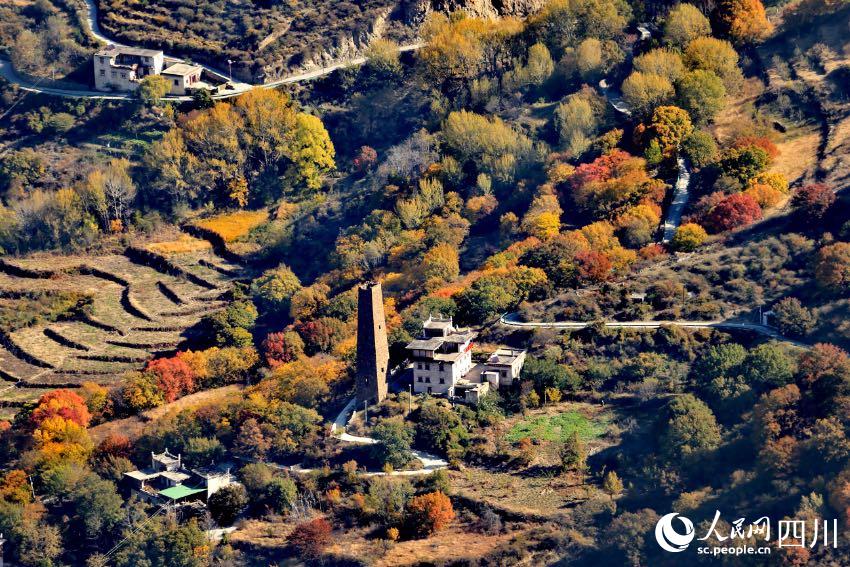 丹巴美景。李永安攝