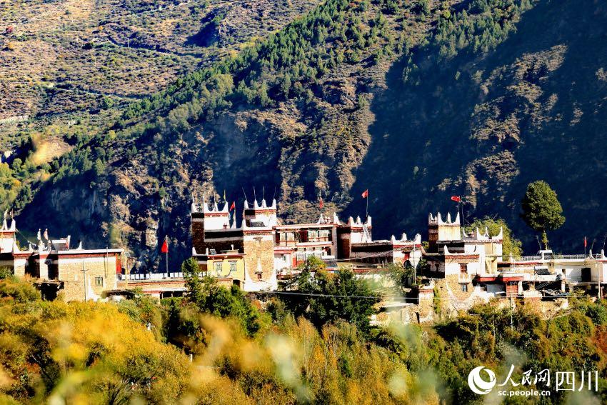 丹巴美景。李永安攝