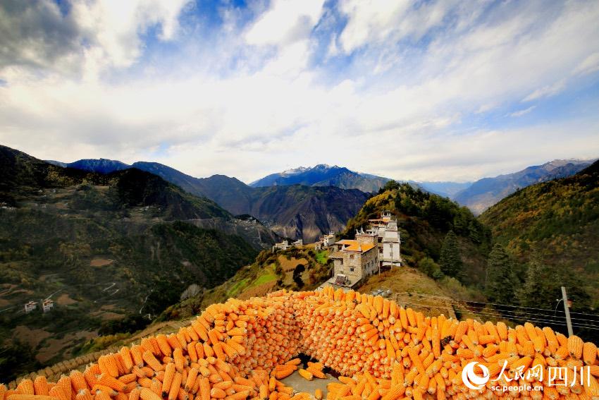 丹巴美景。李永安攝