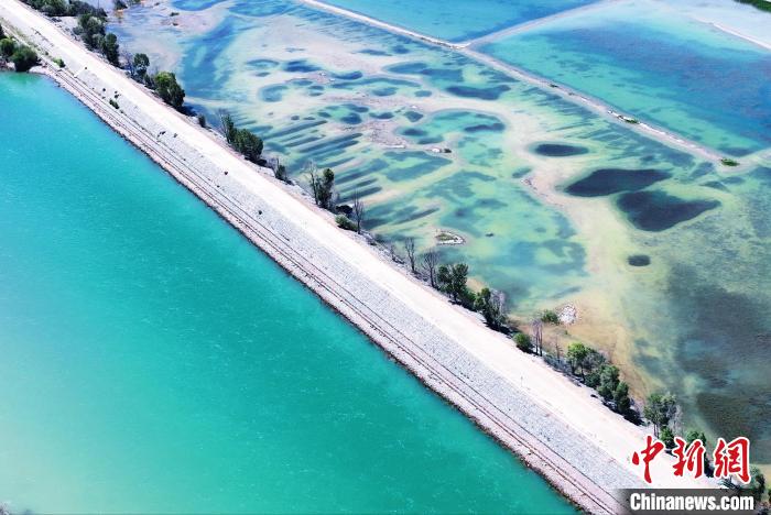 航拍貴德縣黃河?！●R銘言 攝