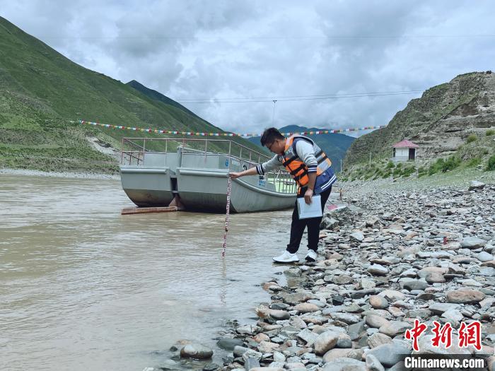 青海通天河上的古渡口蝶變：智慧測(cè)量長(zhǎng)江源水文情勢(shì)