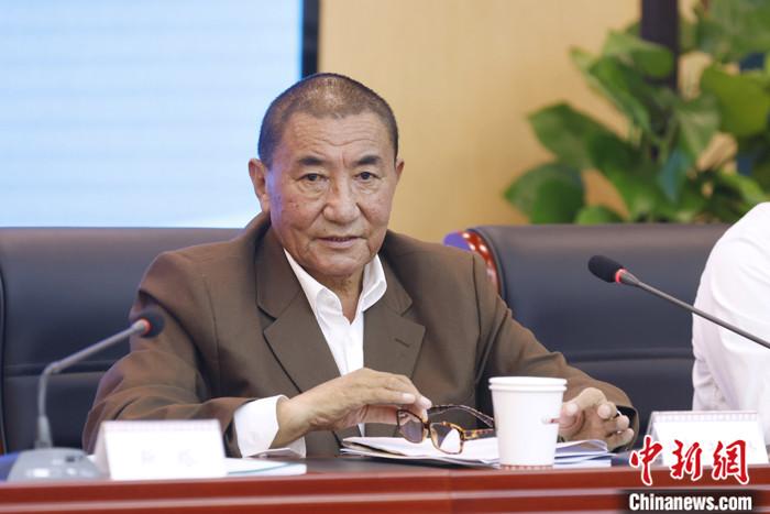 5月19日，由中國(guó)人權(quán)研究會(huì)、中國(guó)西藏文化保護(hù)與發(fā)展協(xié)會(huì)、中國(guó)藏學(xué)研究中心主辦的“紀(jì)念西藏和平解放70周年國(guó)際學(xué)術(shù)研討會(huì)”在北京舉行。西藏自治區(qū)政協(xié)副主席珠康·土登克珠指出，長(zhǎng)期以來(lái)，西方敵對(duì)勢(shì)力和達(dá)賴集團(tuán)完全不顧事實(shí)真相，誣蔑造謠西藏“缺乏宗教信仰自由”。事實(shí)上，在西藏，寺院受到有效保護(hù)，廣大信教群眾的宗教信仰得到尊重，僧侶的宗教活動(dòng)有序進(jìn)行，宗教信仰自由政策在西藏得到全面、正確的貫徹執(zhí)行?！?<a target='_blank' ></p><p  align=