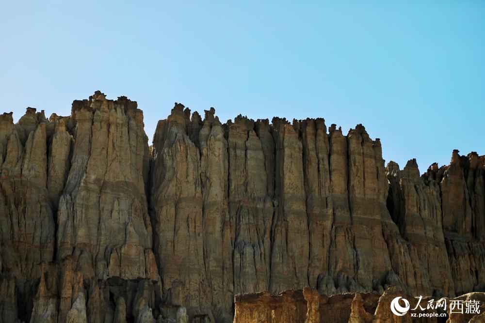 壯美的土林。人民網 李海霞攝