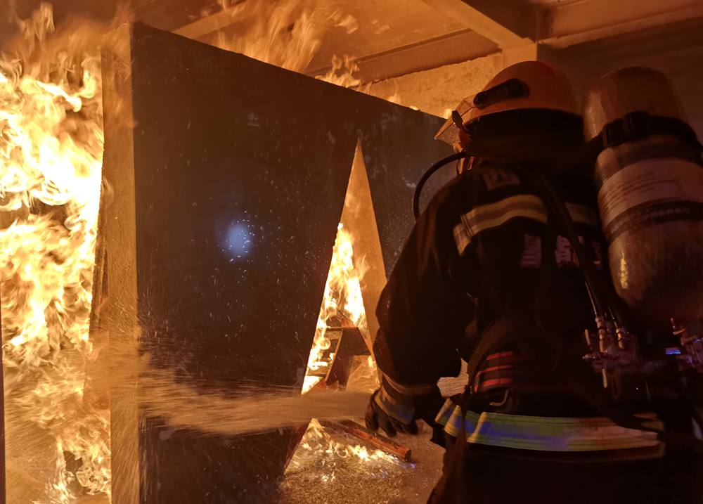 真火內(nèi)攻實操訓練。