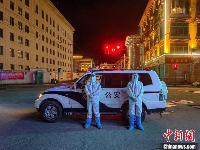 西藏吉?。菏匾坏缻徸o(hù)一座城