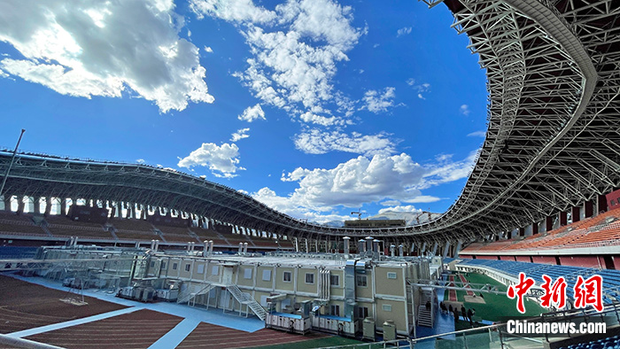 圖為8月15日，位于拉薩市柳梧新區(qū)拉薩市群眾文化體育中心內(nèi)的方艙醫(yī)院。 <a target='_blank' href='/'><p  align=