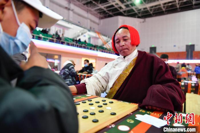 圖為比賽現(xiàn)場。　貢嘎來松 攝