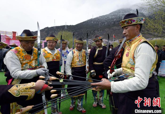 3月28日，參加響箭比賽的選手們。　李林 攝