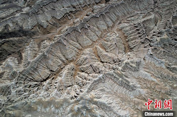 4月5日，西藏阿里札達土林。(無人機照片) 李林 攝